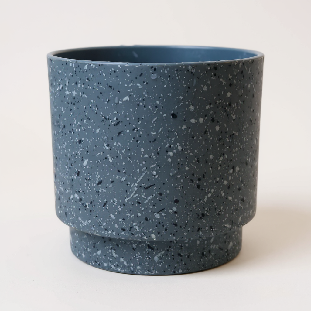 Premium Plastic Pots