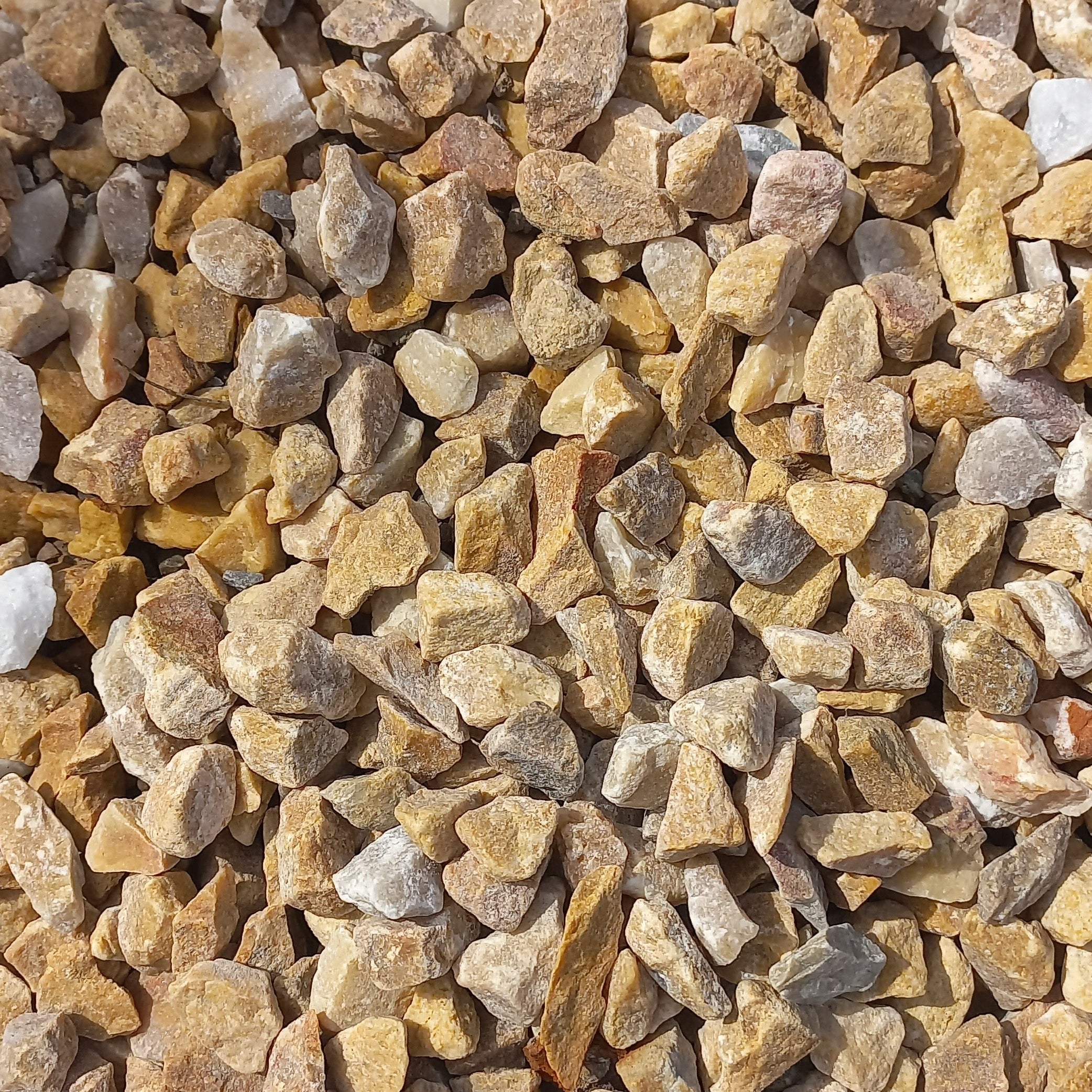 Decorative pebbles for top dressing